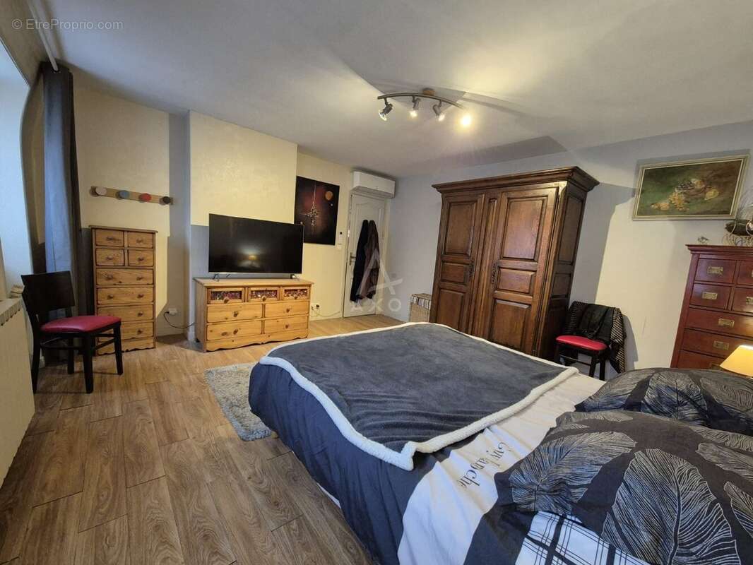 Maison à CLERMONT-FERRAND