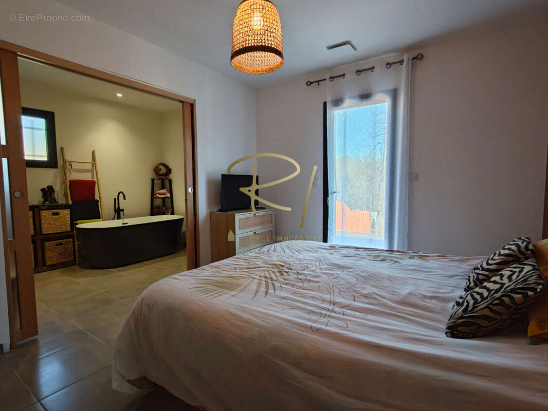 Maison à SAINT-ALBAN-AURIOLLES