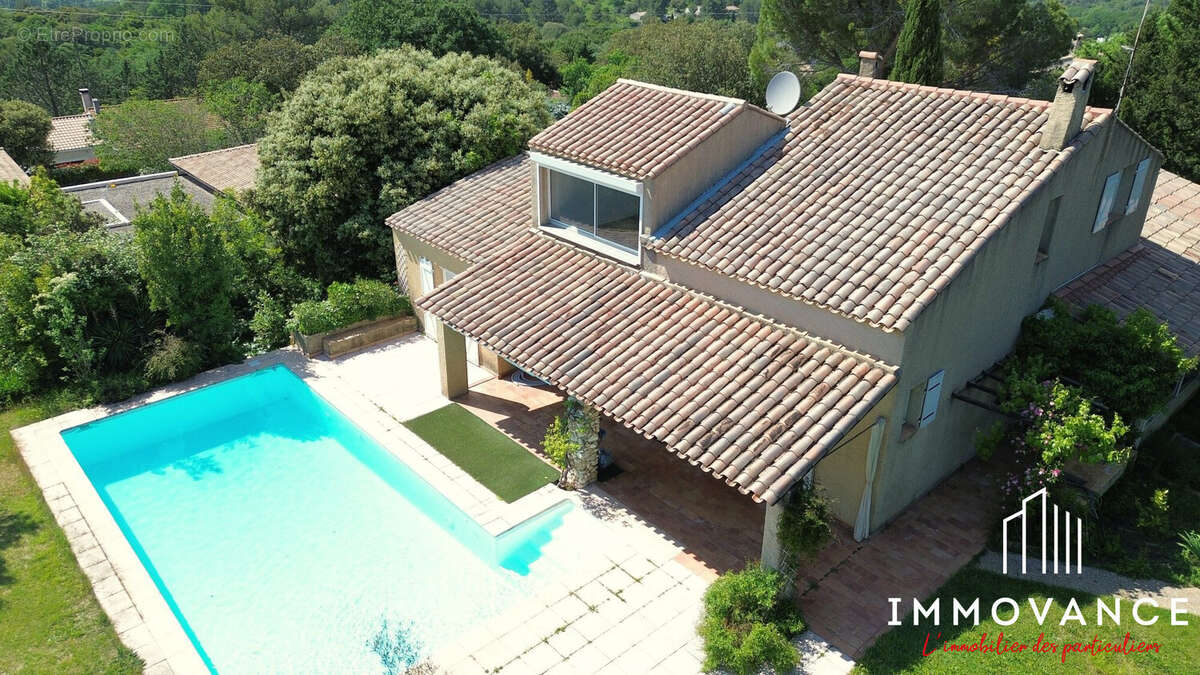 Maison à VAILHAUQUES