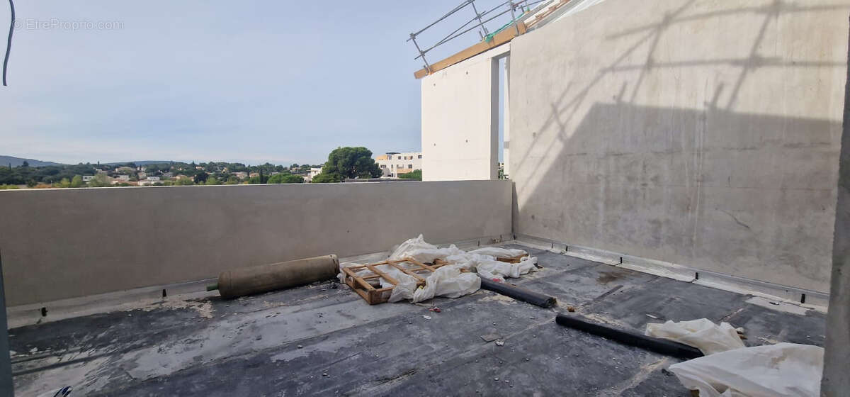 Appartement à SAINT-JEAN-DE-VEDAS