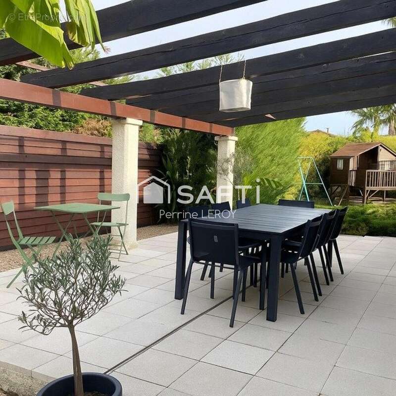 Photo 5 - Maison à LE MUY