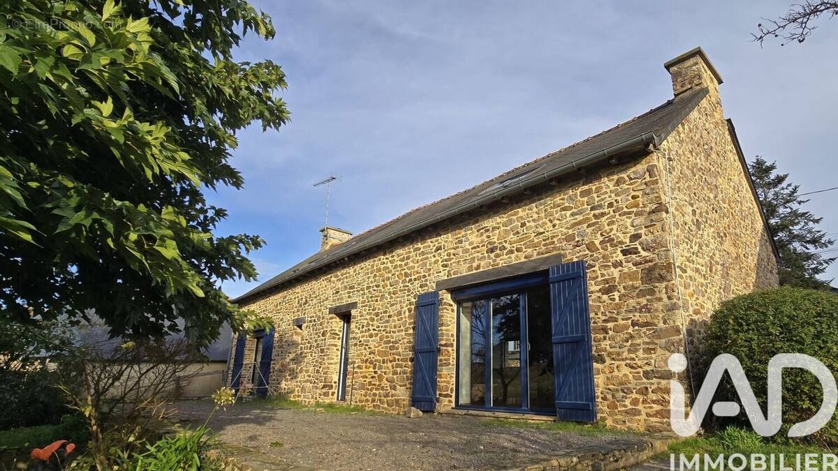 Photo 1 - Maison à LIVRE-SUR-CHANGEON