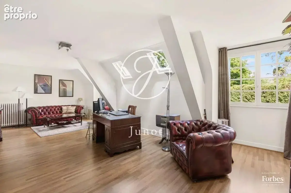 Le Vésinet - CHARMETTES - Maison - 5 chambres - 207m² - Terrain de 757m². - photo 17