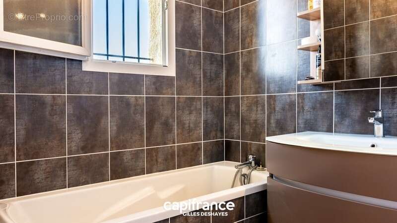 Maison à SAINT-DIDIER-SUR-CHALARONNE