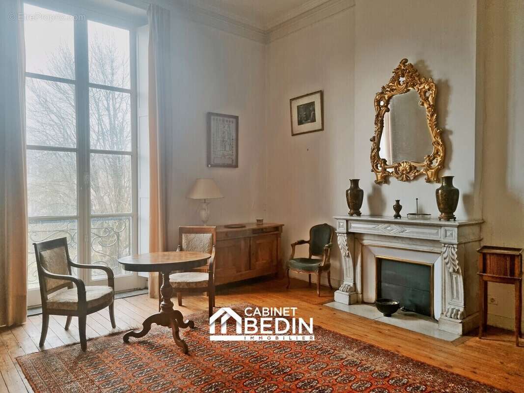Appartement à BORDEAUX