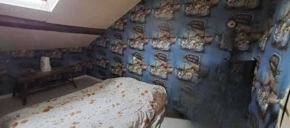 Maison à BAZEILLES