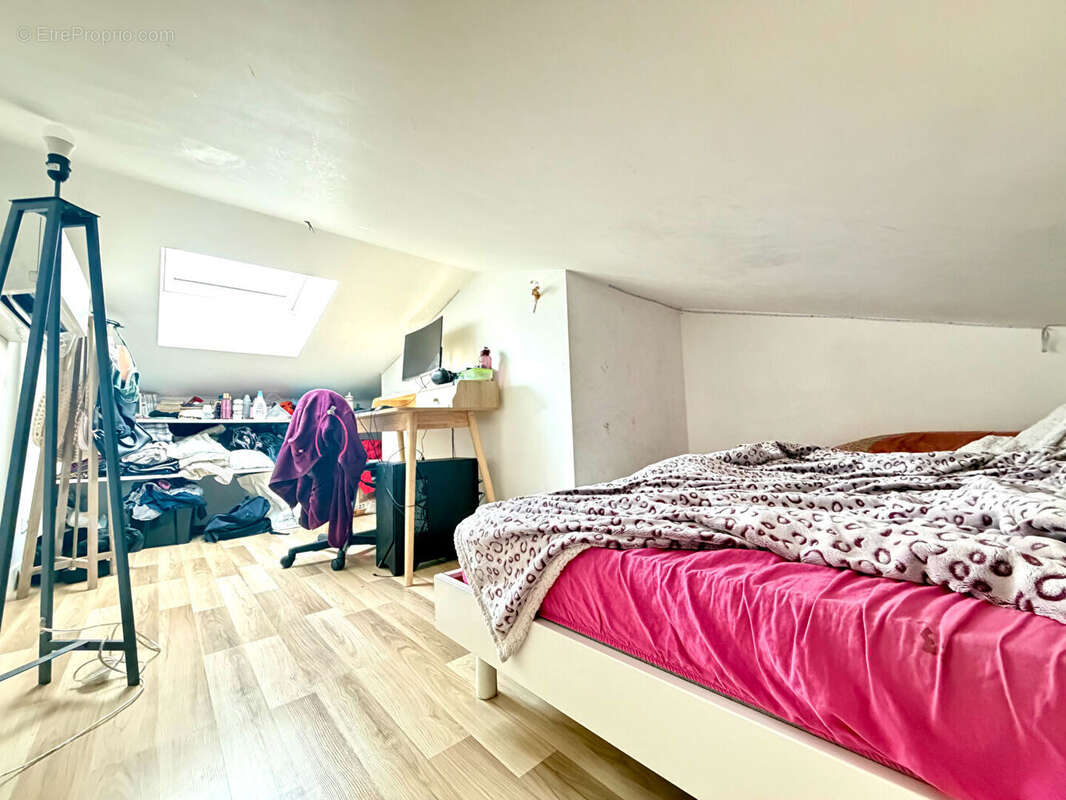 Maison Colombes 6 pièces 4 chambres. - photo 10