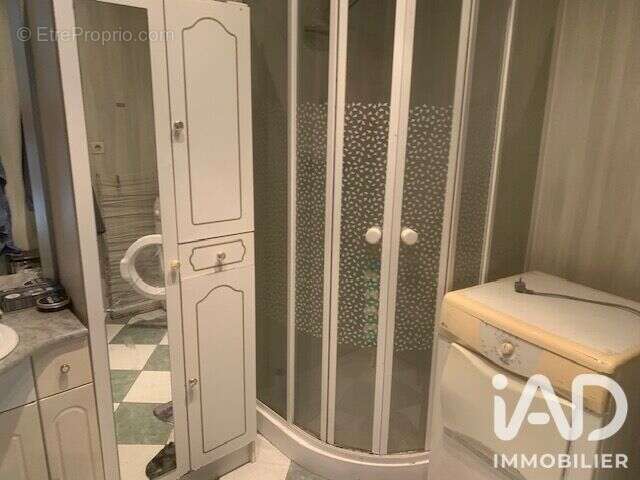 Appartement 327 m² à Cernusson  - photo 4