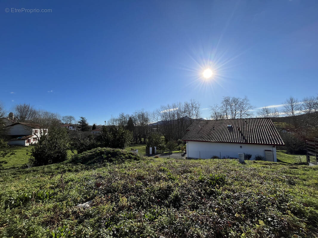 Terrain à URRUGNE