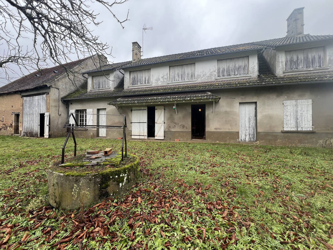Maison à CHATEAUMEILLANT