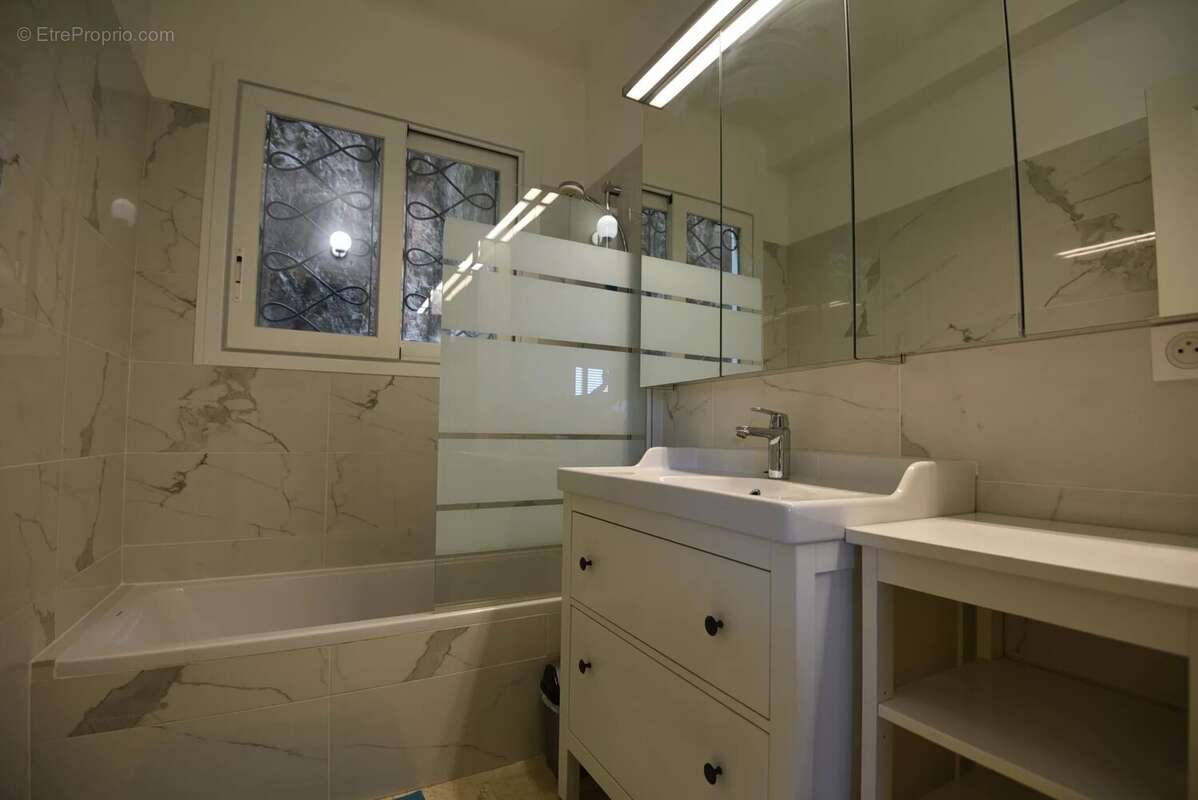 Appartement à VILLEFRANCHE-SUR-MER