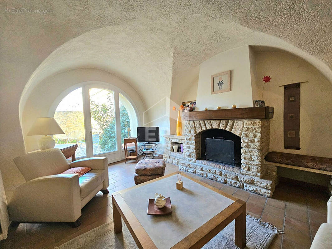 Maison à LANCON-PROVENCE