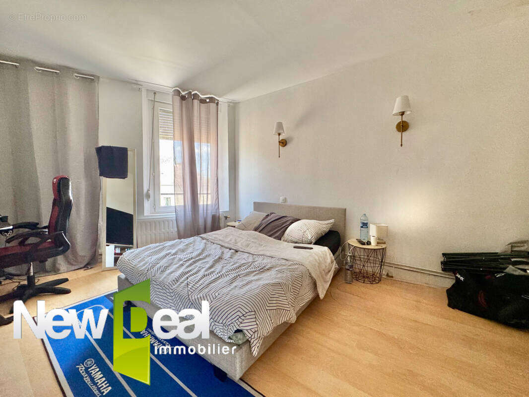 Maison avec local commercial et appartement vendus loues - photo 5