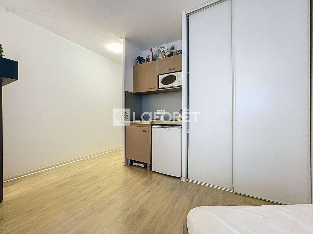 Appartement à MARSEILLE-1E