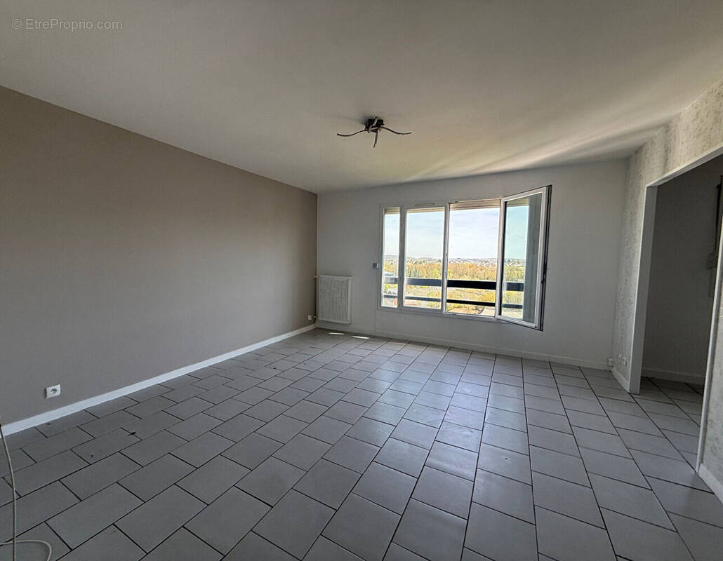 Appartement à CHARLEVILLE-MEZIERES