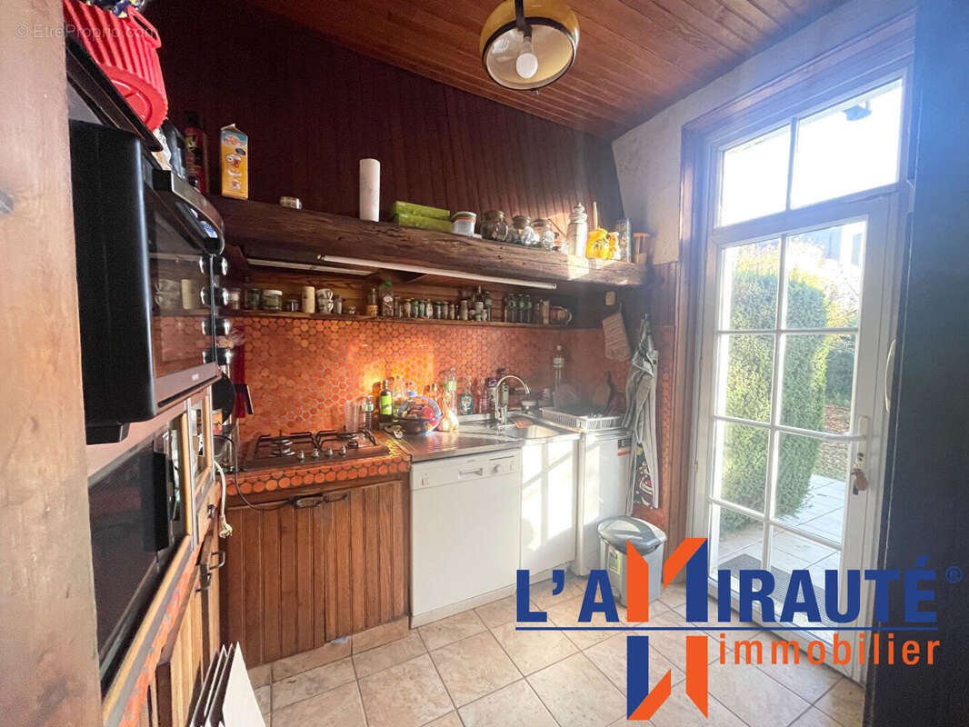 Maison à SARTROUVILLE