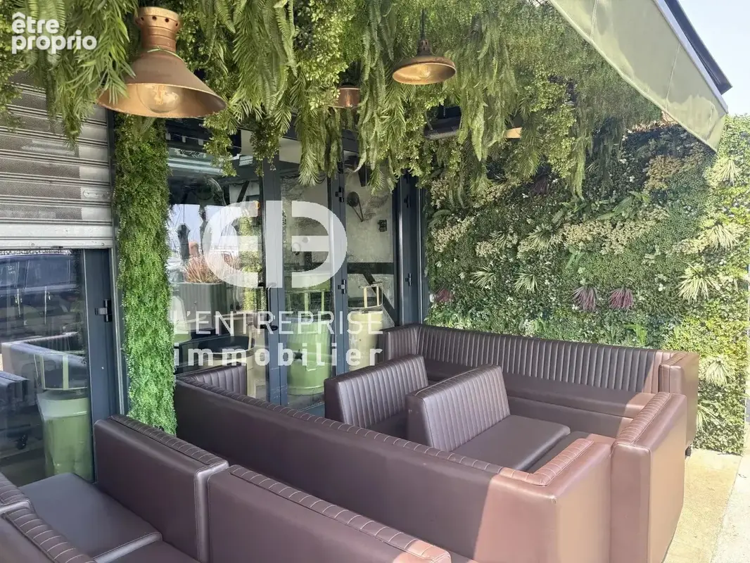 À vendre — parts de société restaurant-bar-club 144 m² — port de saint-laurent-du-var - photo 4