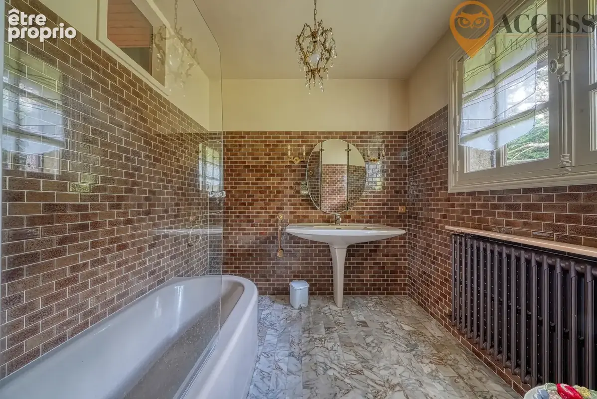 DEUIL-LA-BARRE - Belle maison bourgeoise de 300m2! - photo 11