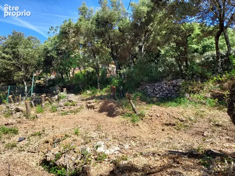 Terrain 950 m² à vendre à Sainte-Anastasie-Sur-Issole (83136) - photo 3