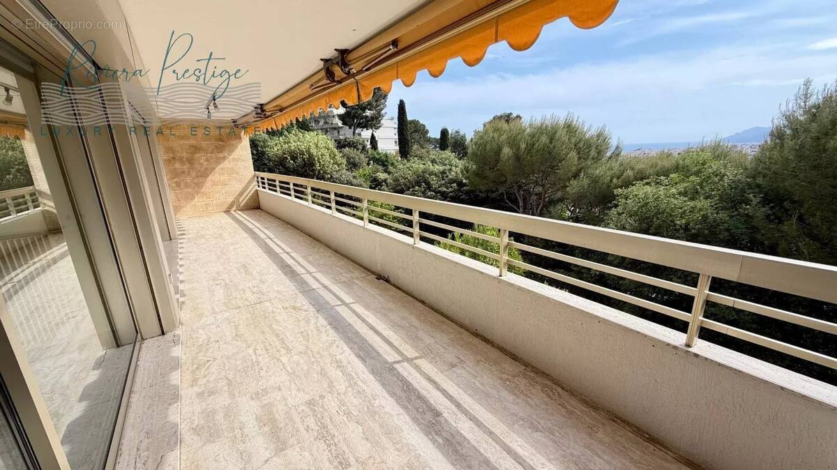 Appartement à LE CANNET