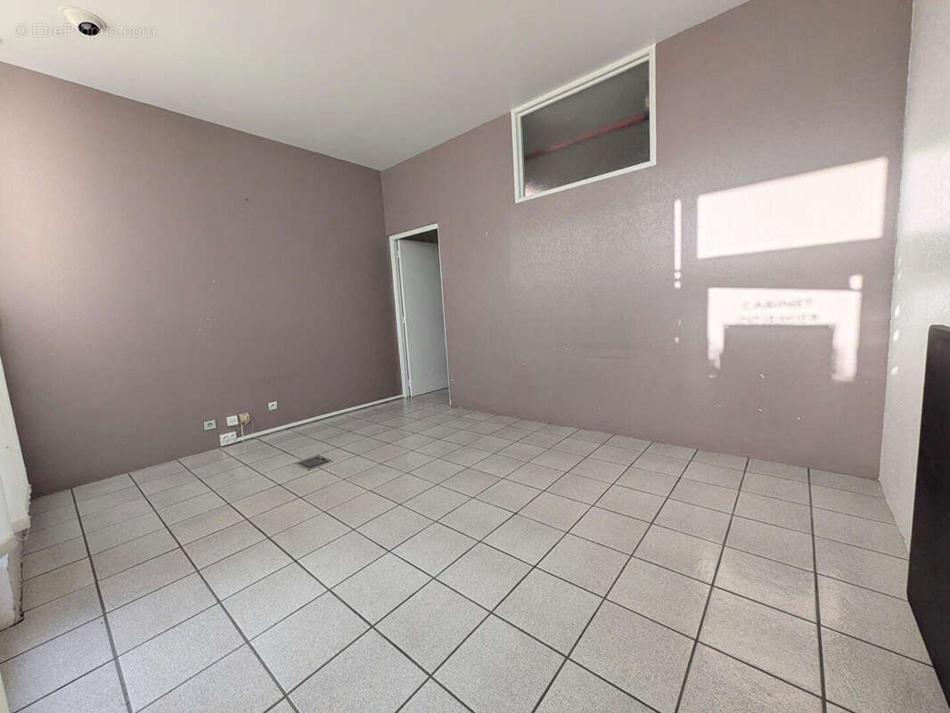 Commerce à COURNON-D'AUVERGNE