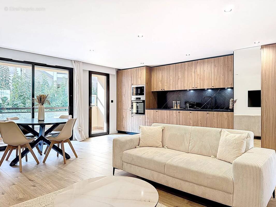 Appartement à SAINT-RAPHAEL