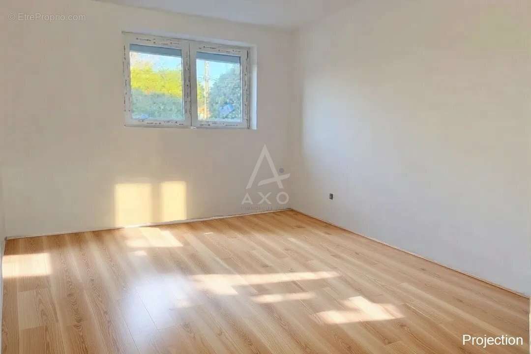 Maison à BOUGUENAIS