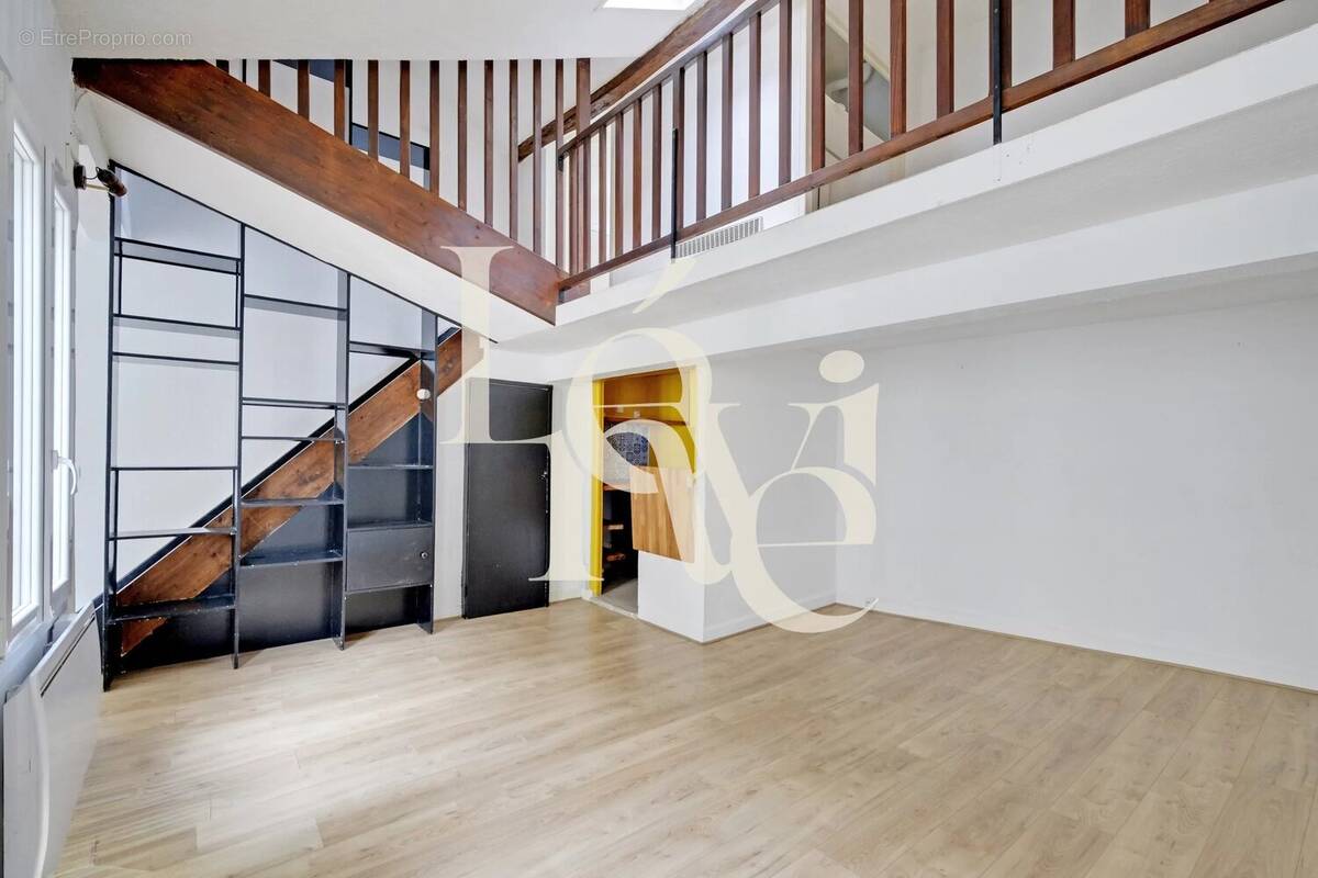 Appartement à PARIS-5E