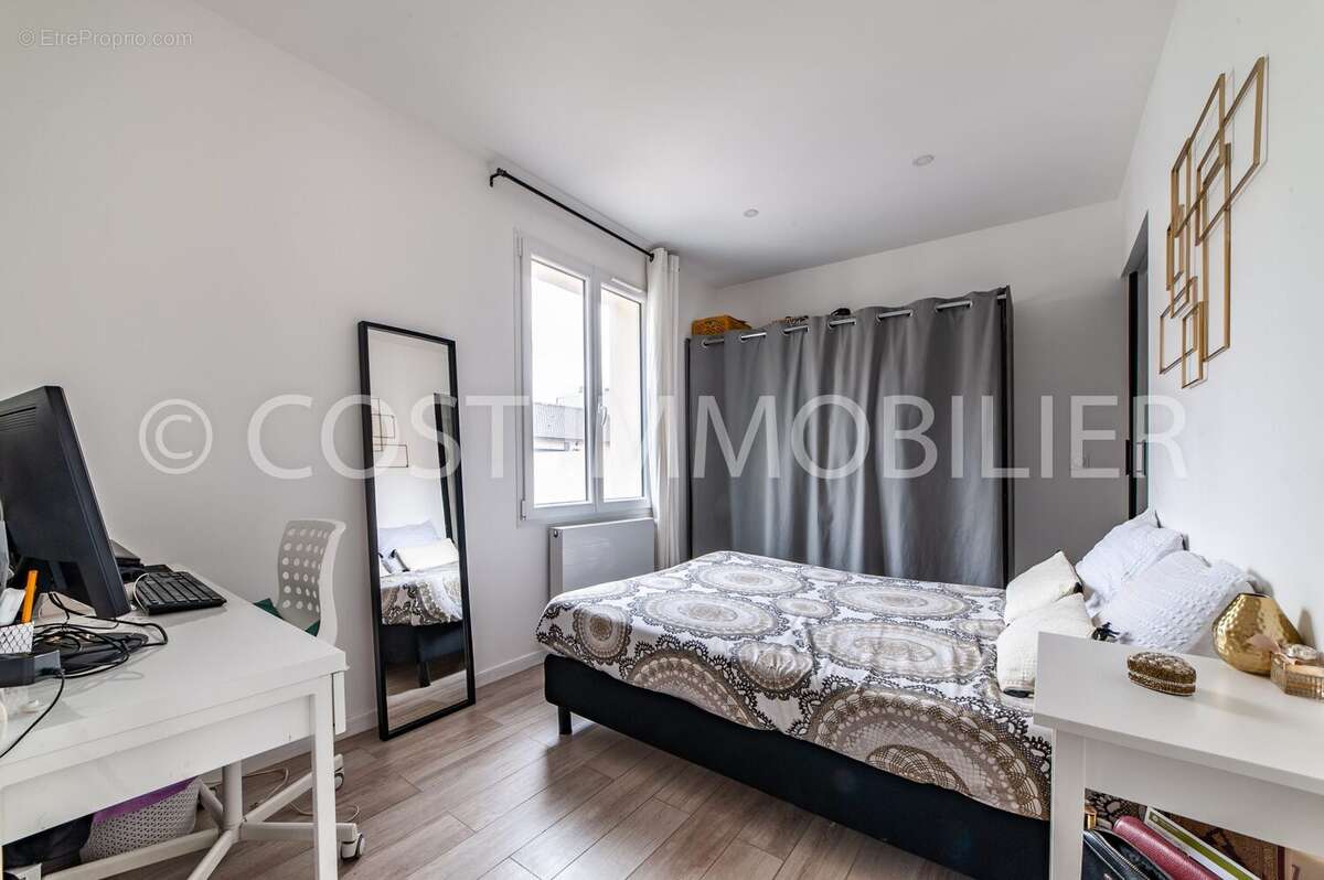 Maison à GENNEVILLIERS