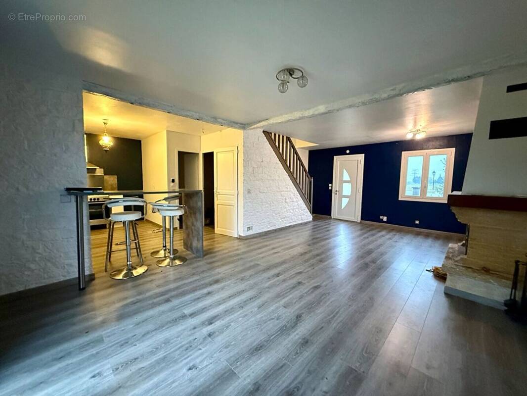 59760218a.jpg - Maison à BORNEL