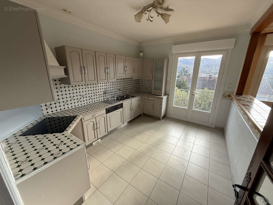 Maison à SAINT-AFFRIQUE