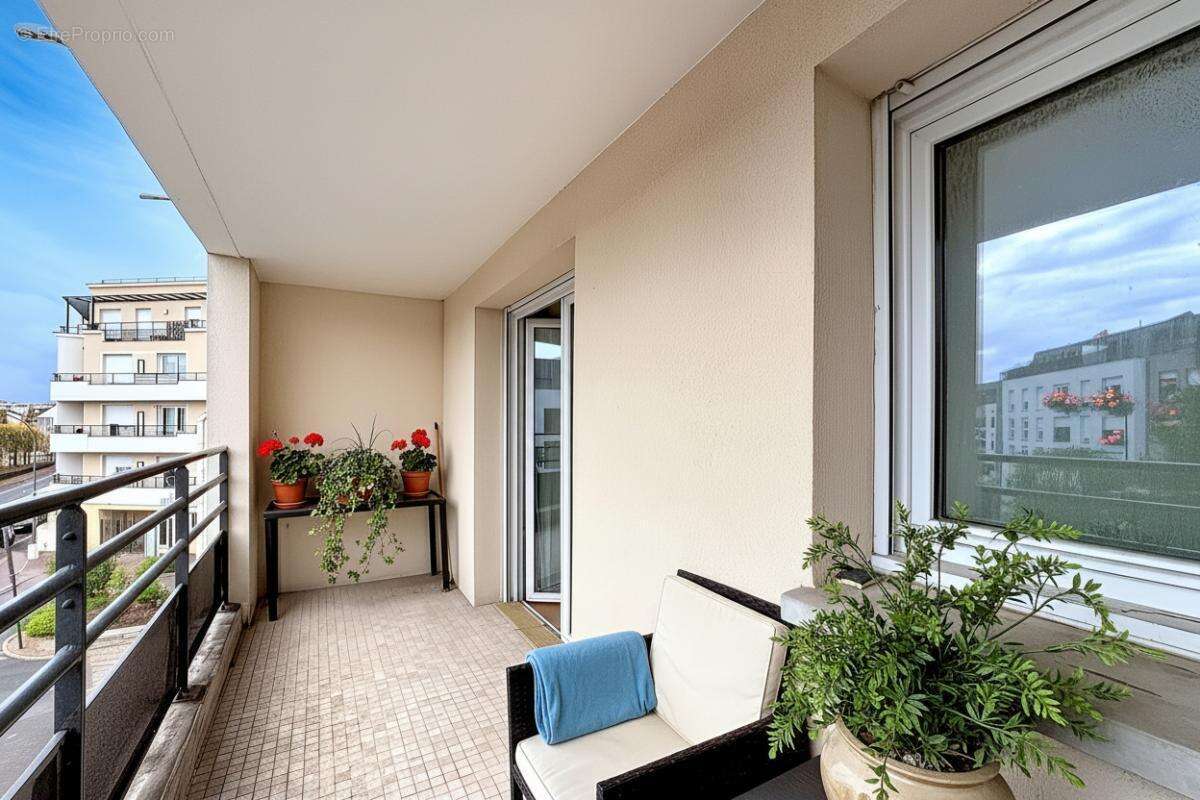 Appartement à MORANGIS