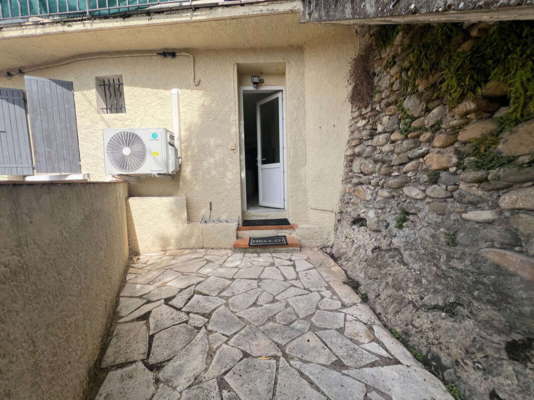 Maison à VOLONNE