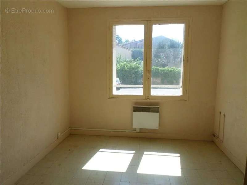 Appartement à SORGUES