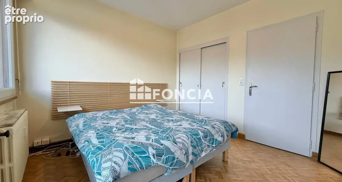 LA ROCHE-SUR-FORON CENTRE : Appartement T2 + garage + cave - photo 12
