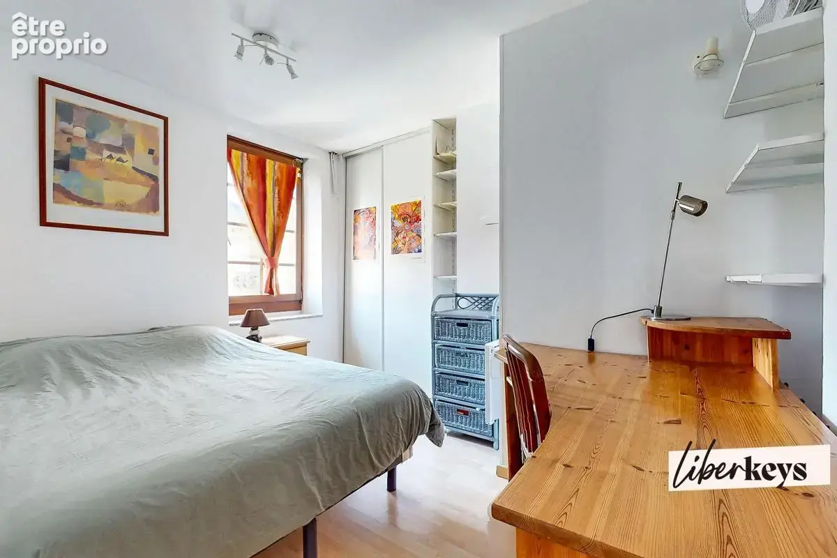 A vendre - Appartement triplex de 7 pièces de 109 m² - Annecy 74000 - photo 7