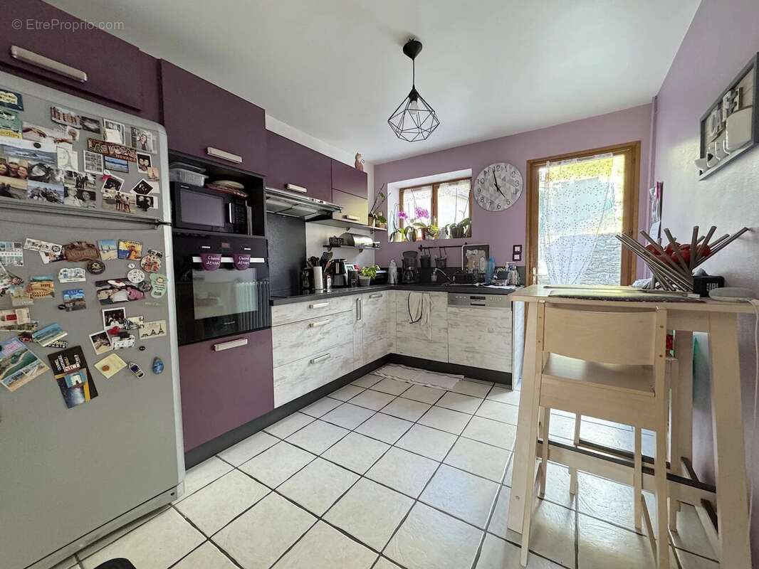 Maison à SAINT-JULIEN-MONT-DENIS