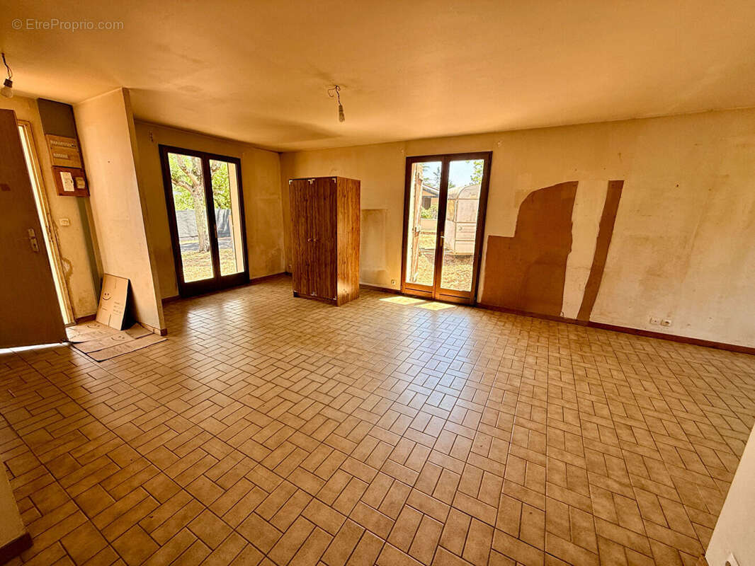 4 chambres dans environnement calme - photo 2