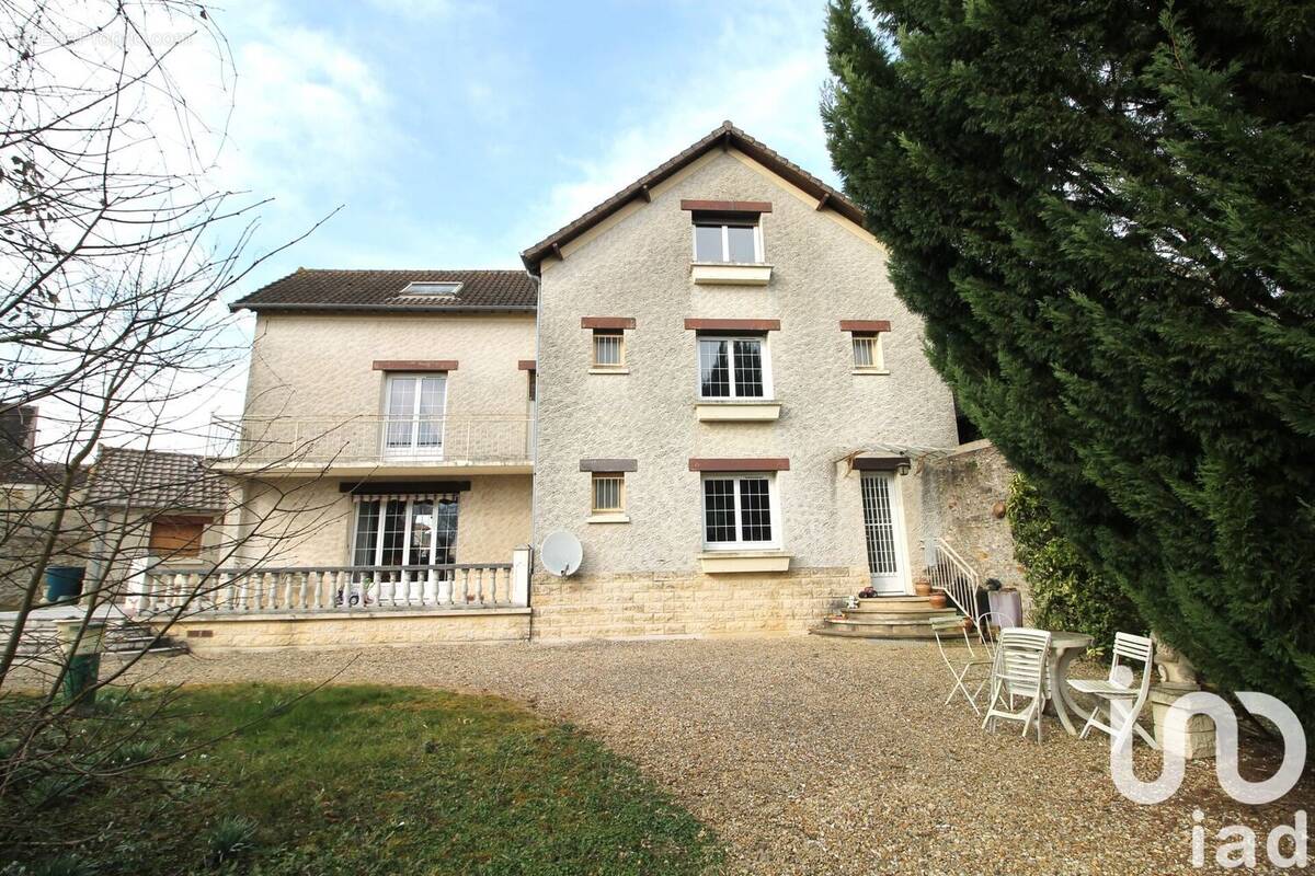 Photo 1 - Maison à COUBERT