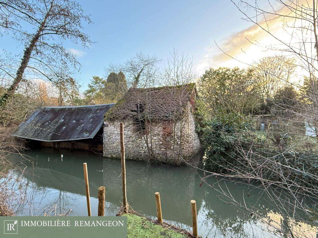 Maison à MEHUN-SUR-YEVRE