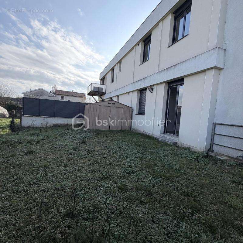 Appartement à BRINDAS