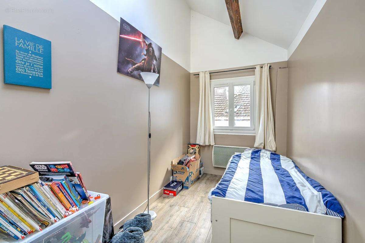 Maison à LE PLESSIS-ROBINSON