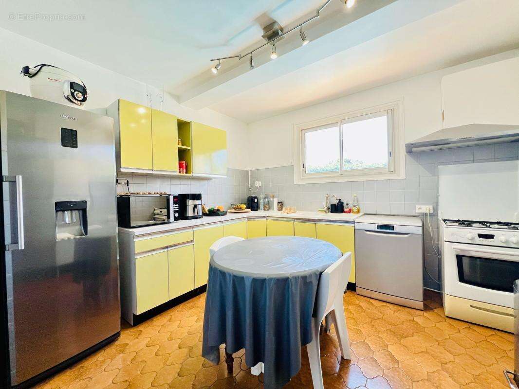 Maison à SIX-FOURS-LES-PLAGES