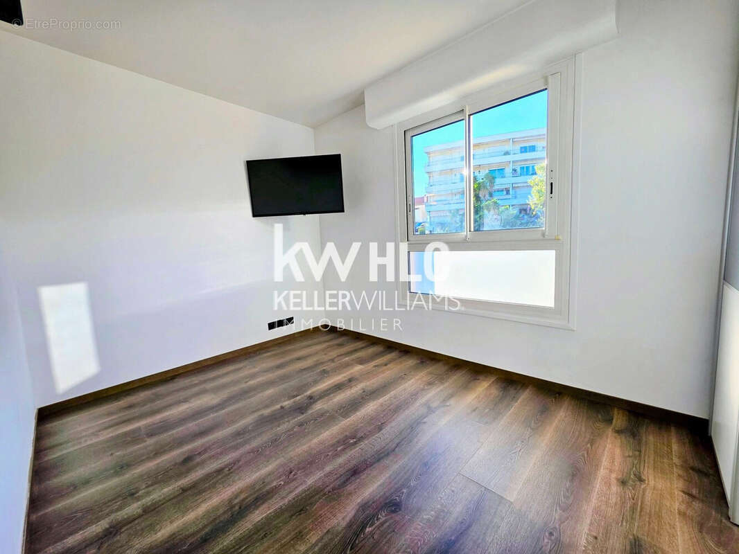 Appartement 76 m² à Grasse  - photo 7