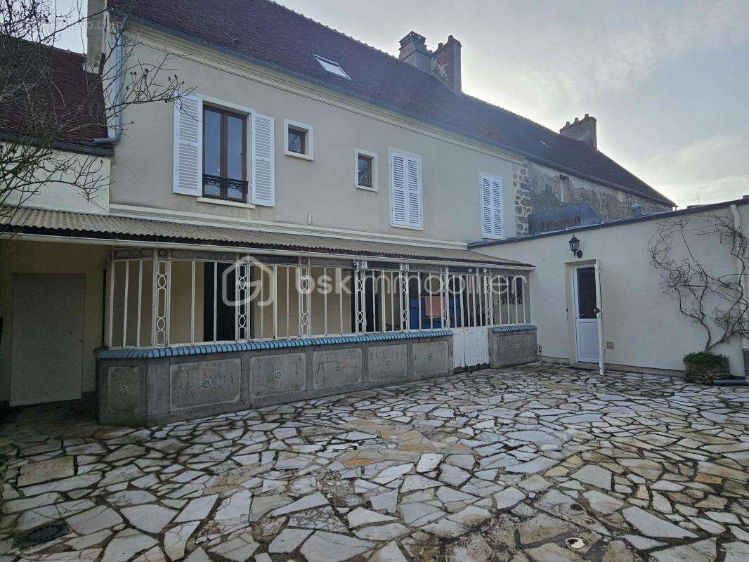 Maison bourgeoise de 227 m² – Centre de Choisy-en-Brie – Idéale famille ou investisseur - photo 2
