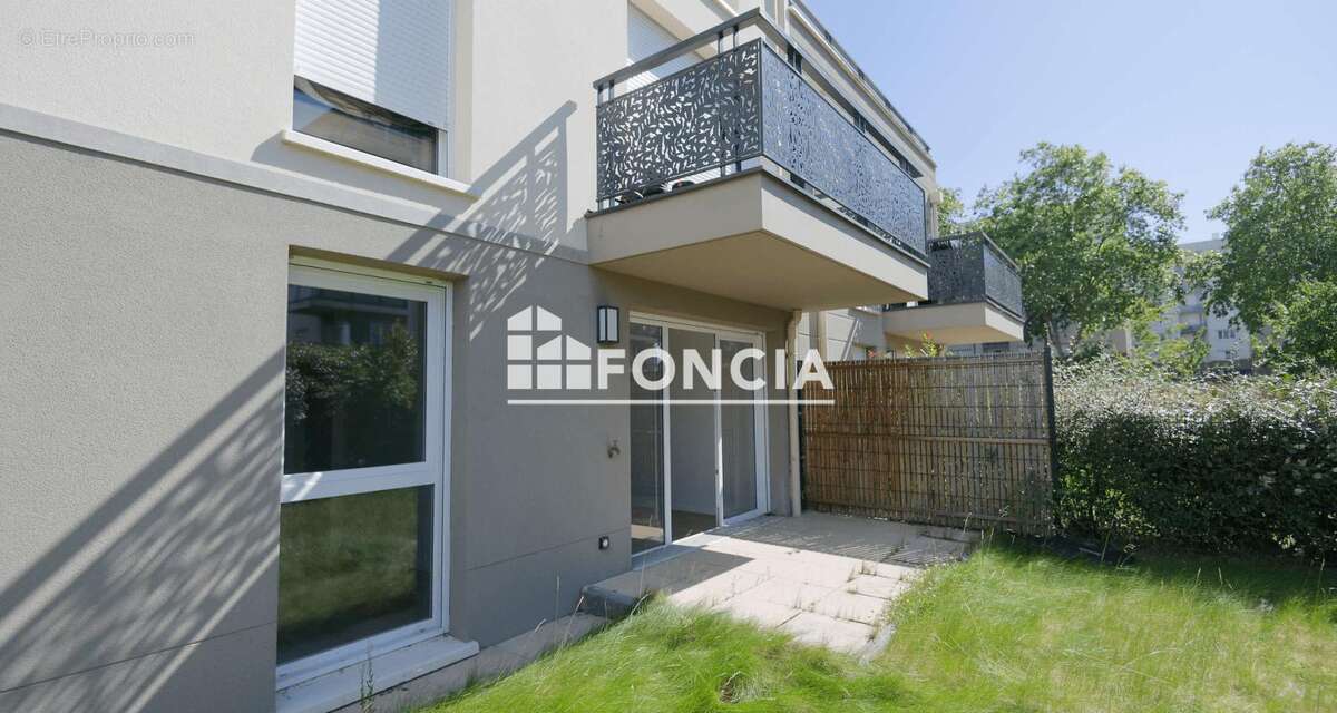 Appartement à DAMMARIE-LES-LYS