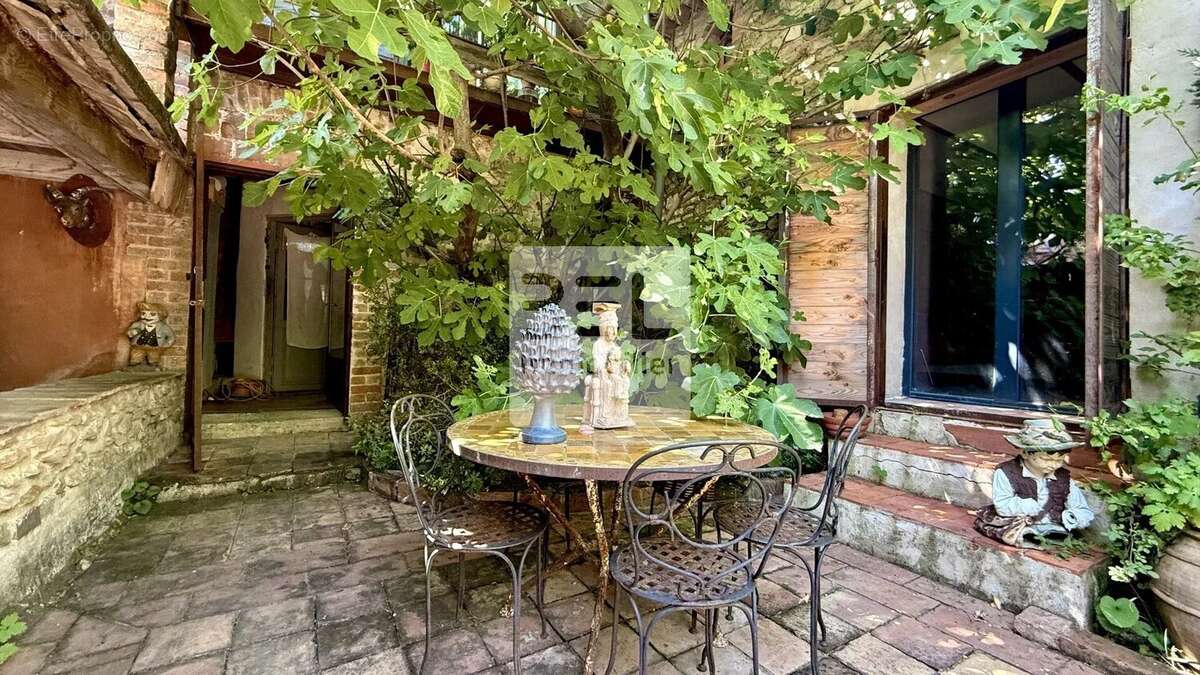 Maison à UZES