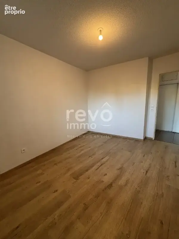 Appartement T2 de 40m² + 19m² de terrain - photo 5