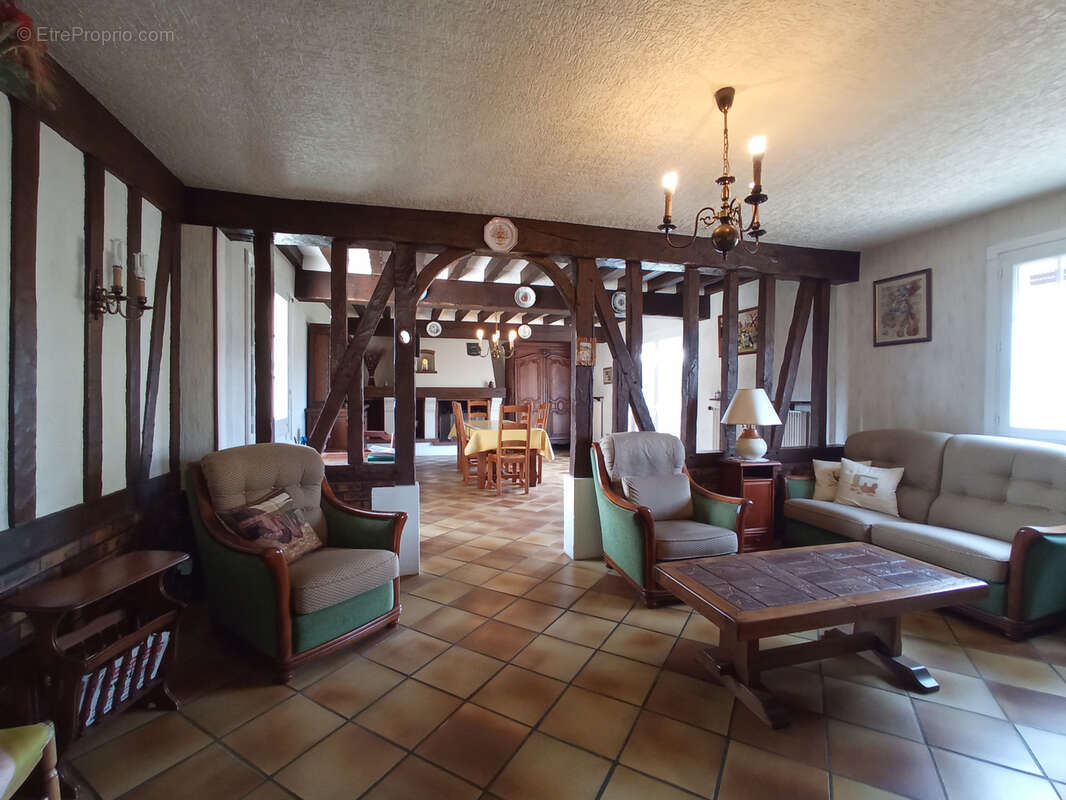 Maison à LE NEUBOURG