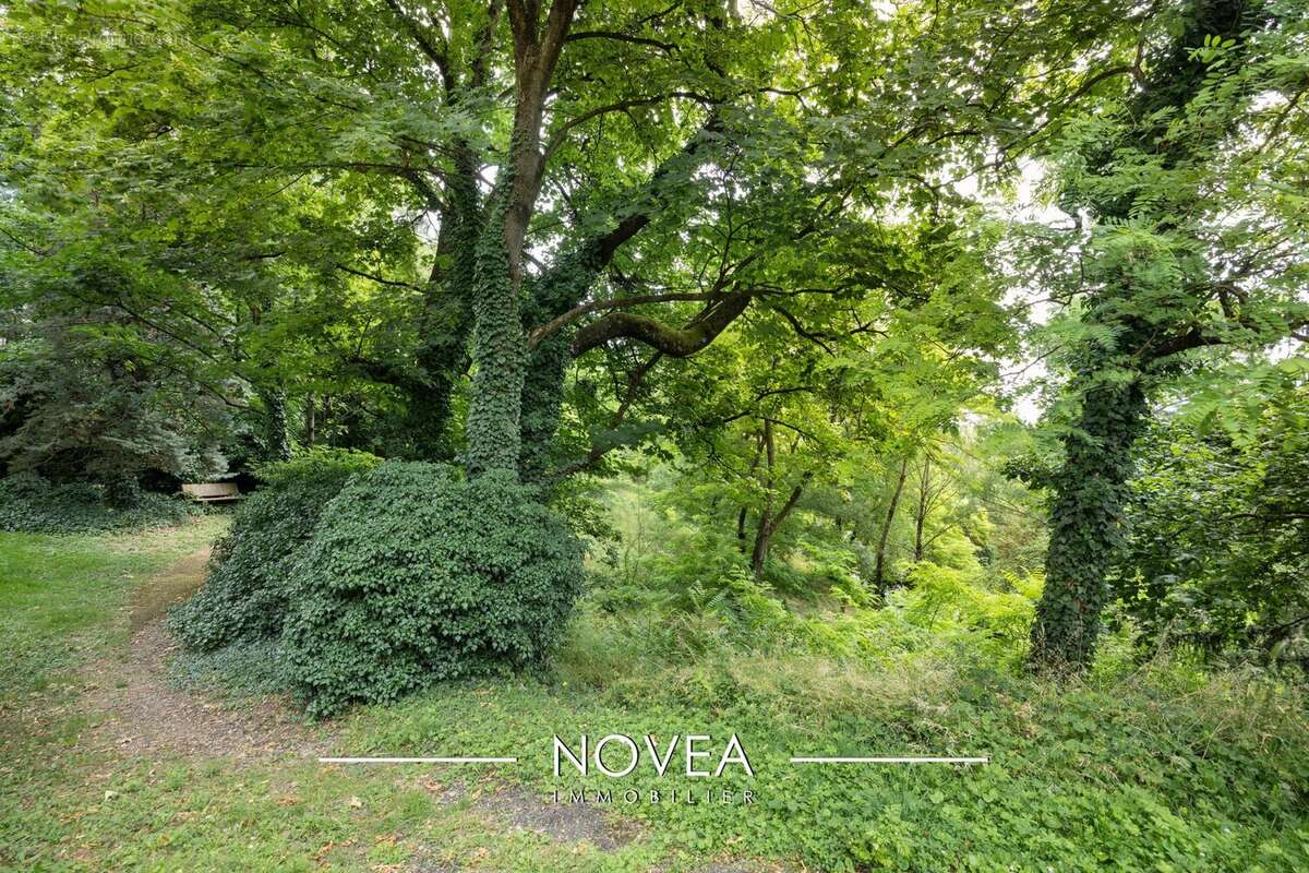 Appartement à LYON-5E